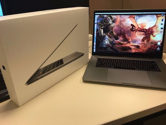 2017 Apple MacBook Pro 15-inch with Touch Bar: 2.6GHz i7, 16GB,256GB +250GB SSD