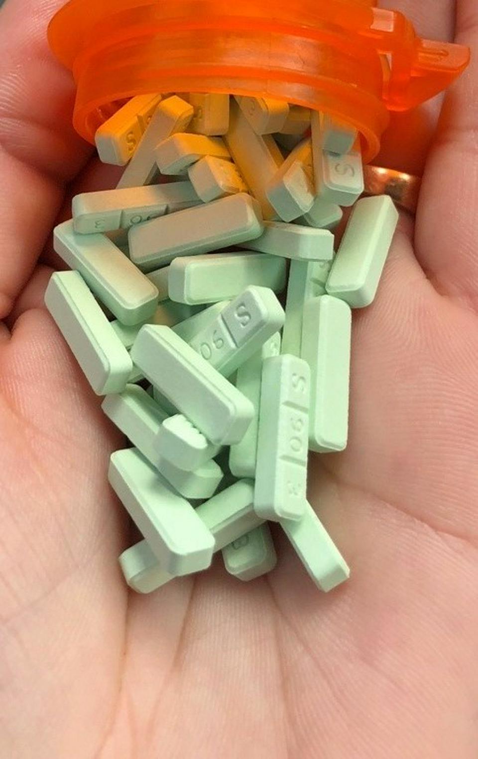 Xanax / Alprazolam 2 mg x 50 Australia-Australia